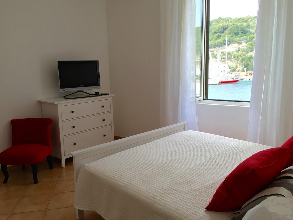Les Appartements Du Port Bonifacio  Phòng bức ảnh